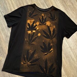 Black and Orange Leaf Cannabis Print T-Shirt